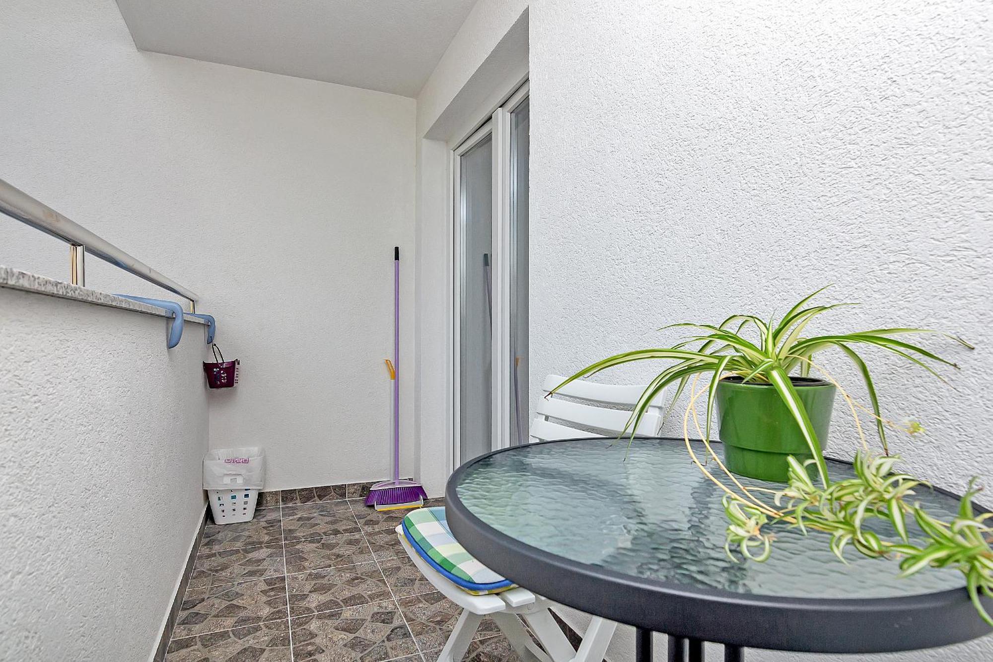 Guesthouse Josko Makarska Exterior photo