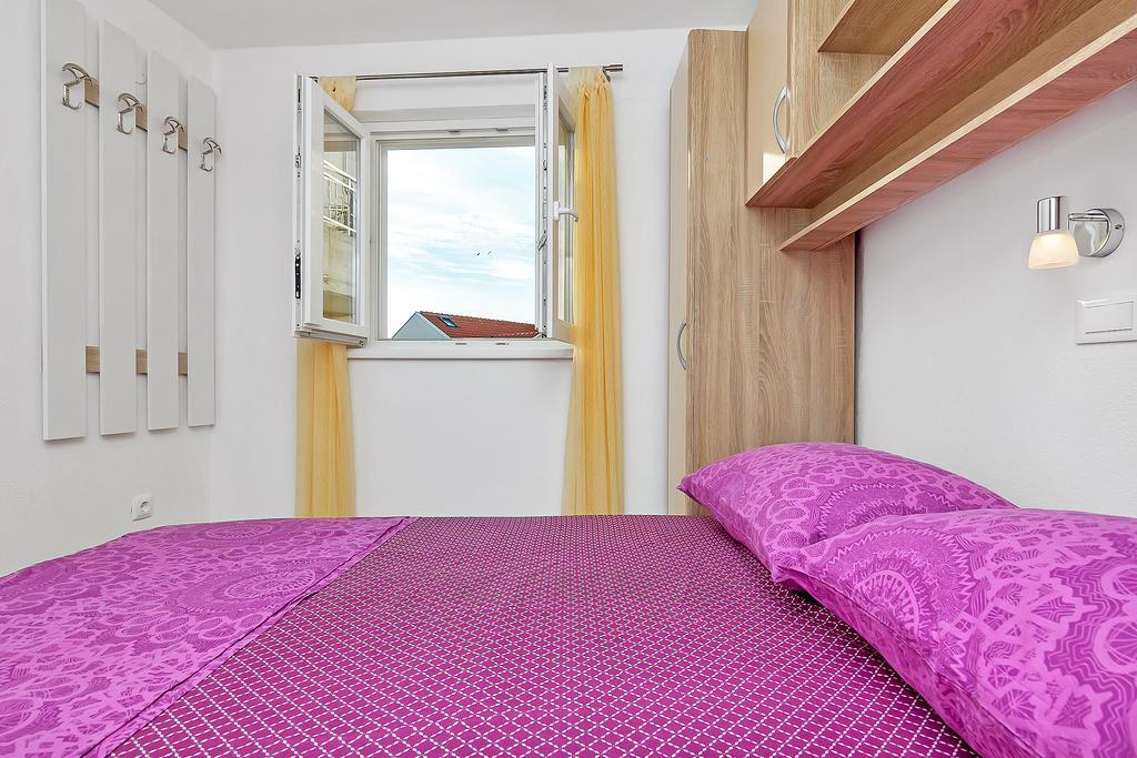 Guesthouse Josko Makarska Exterior photo
